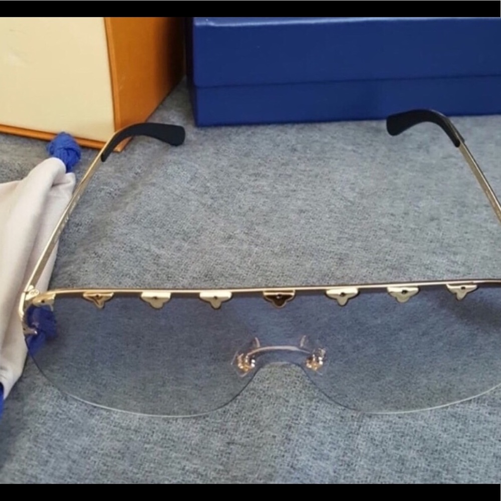 Authentic Louis Vuitton purple rain Sunglasses